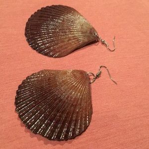 Seashell earrings
